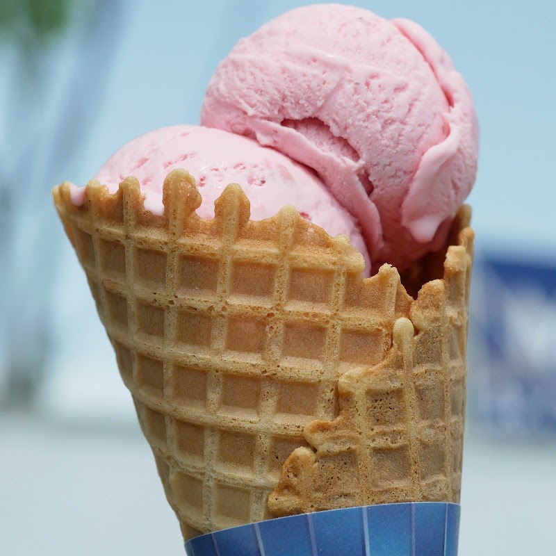 Manolis Ice Cream, Pops, Sorbet & More cover image