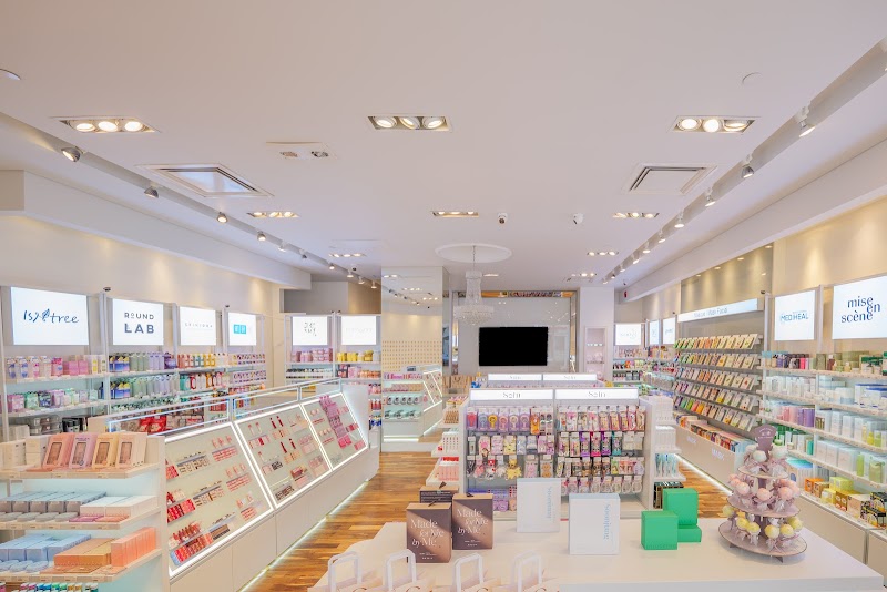 SO IN COSME cover image