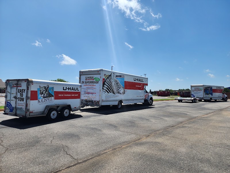 The HoneyMovers cover image