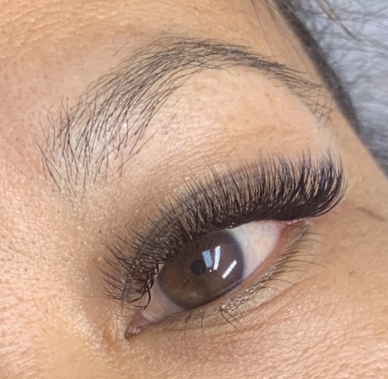 K&V Lash Studio cover image