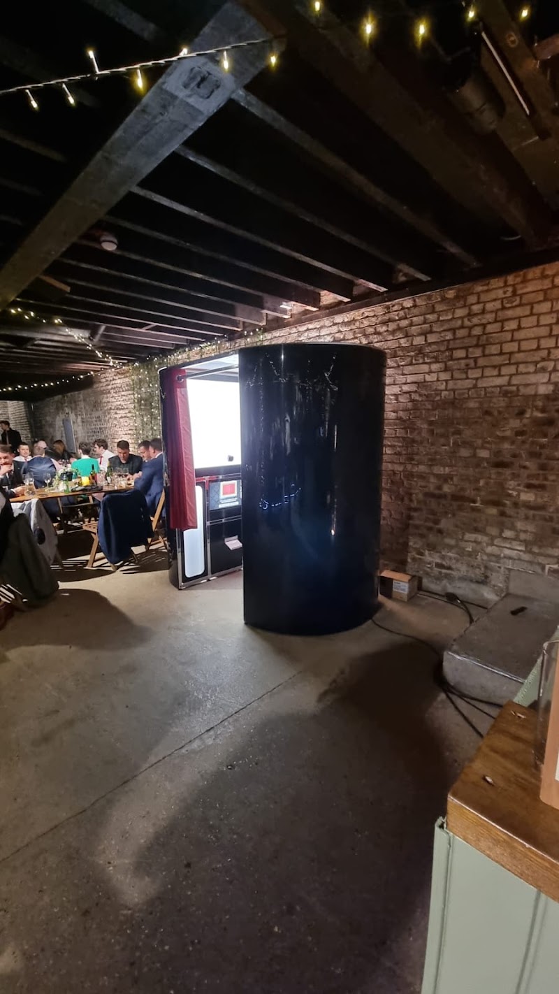 Momentous Photo Booth cover image