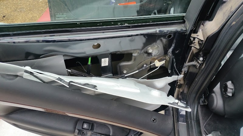 Cal Auto Glass cover image