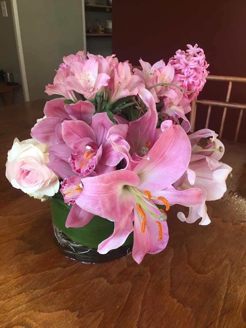 Flowers on 15th cover image