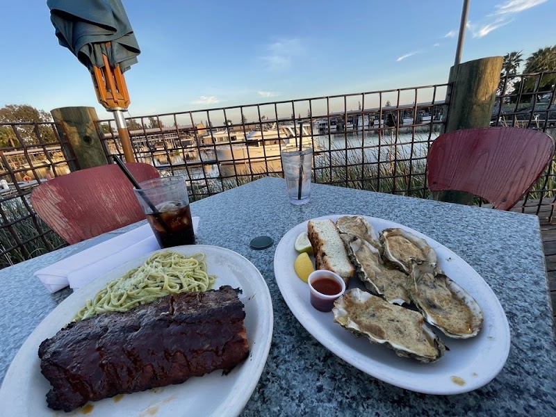 Garlic Brothers Restaurant and Bar cover image