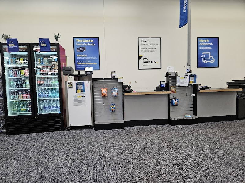 Best Buy Outlet – Houston cover image