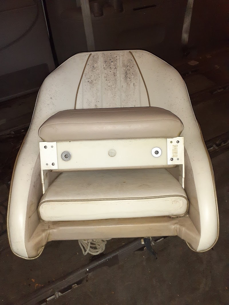 Réusinage De Meubles Inc cover image