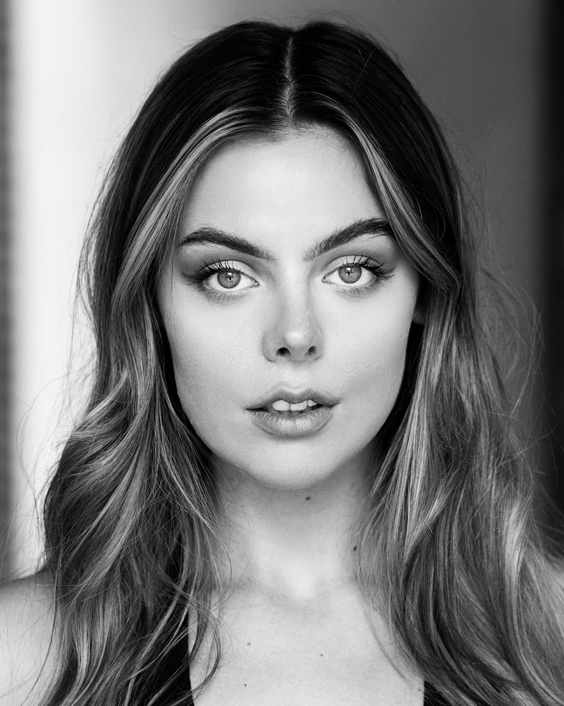 Karolina Heller Photography cover image