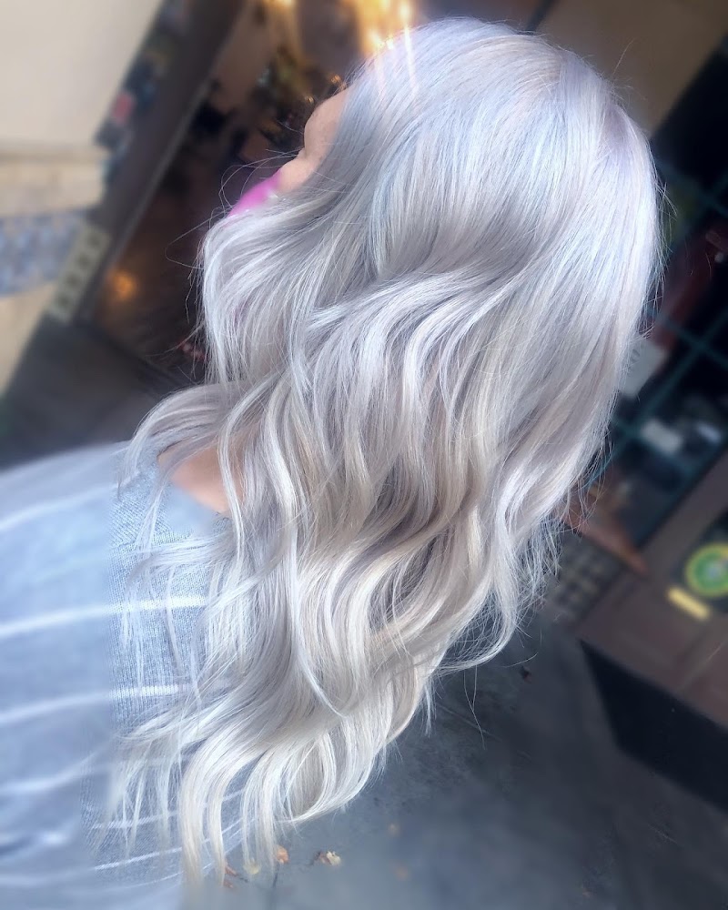 Mayari Luxe LLC cover image