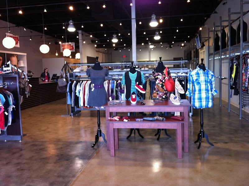 Uptown Cheapskate Huebner Rd cover image