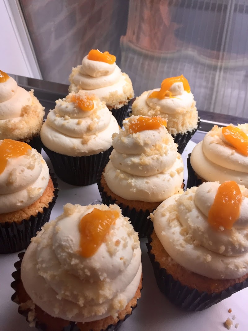 Jennivee's Bakery & Cafe cover image