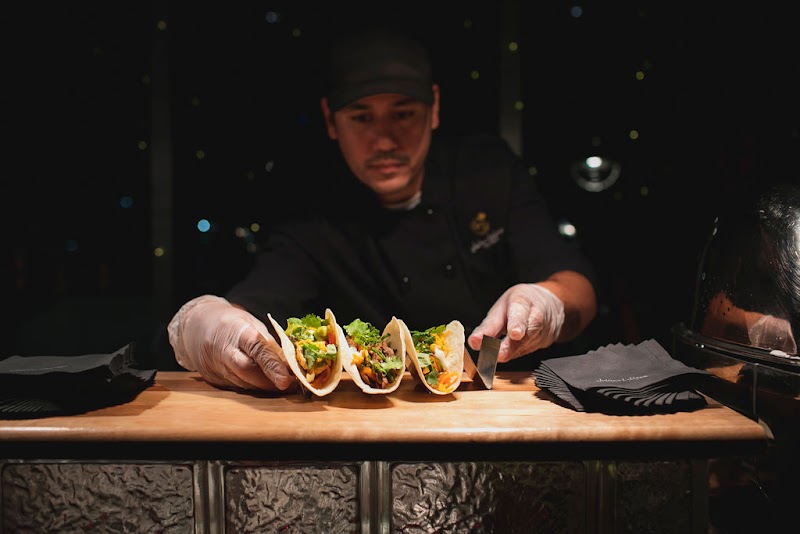 Julien-Leblanc traiteur cover image