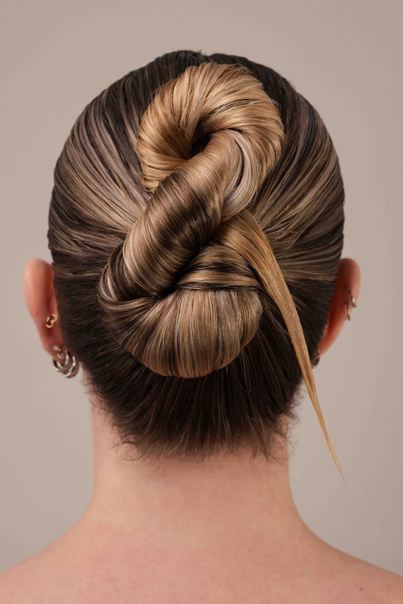 AMORE by Bea - Vancouver Hair & Makeup Artist cover image