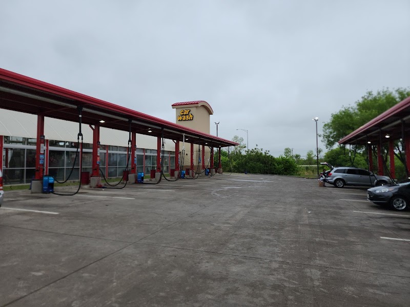 Super Star Car Wash - Jacksboro Hwy & University Dr cover image