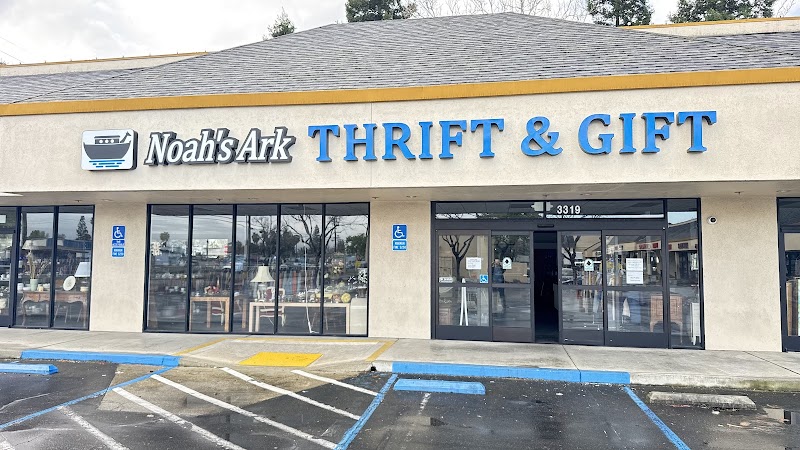 Watt Avenue Pet Hospital cover image