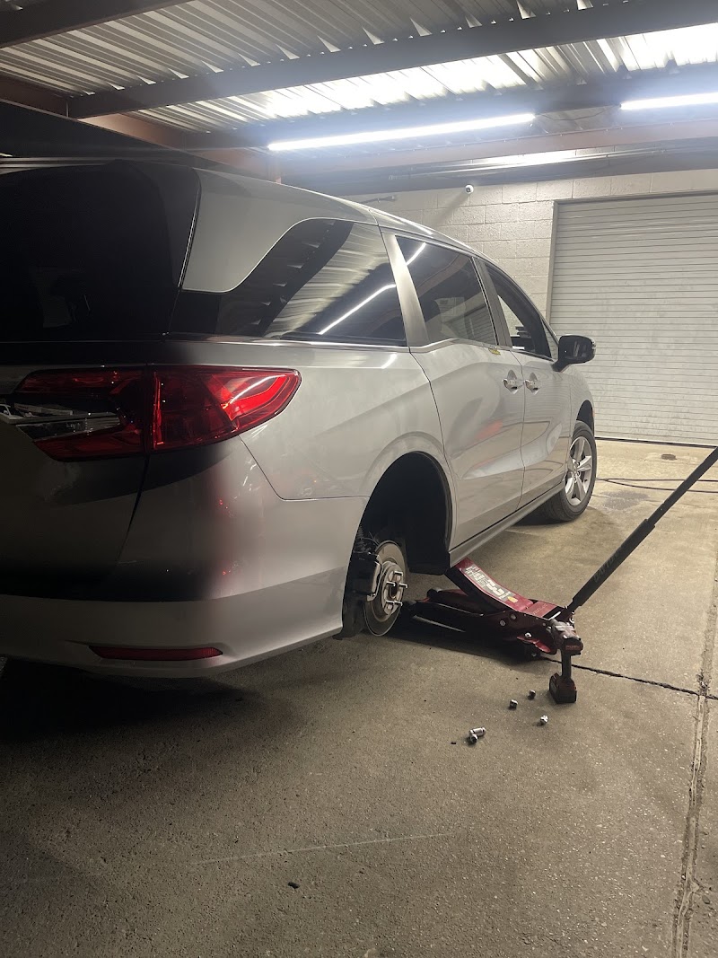 24 HOUR TIRE HOUSTON cover image