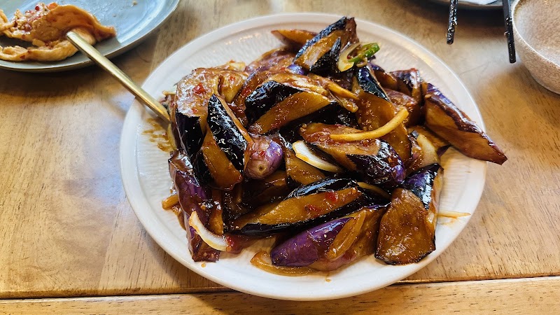 Hidden Dumpling House Midtown cover image