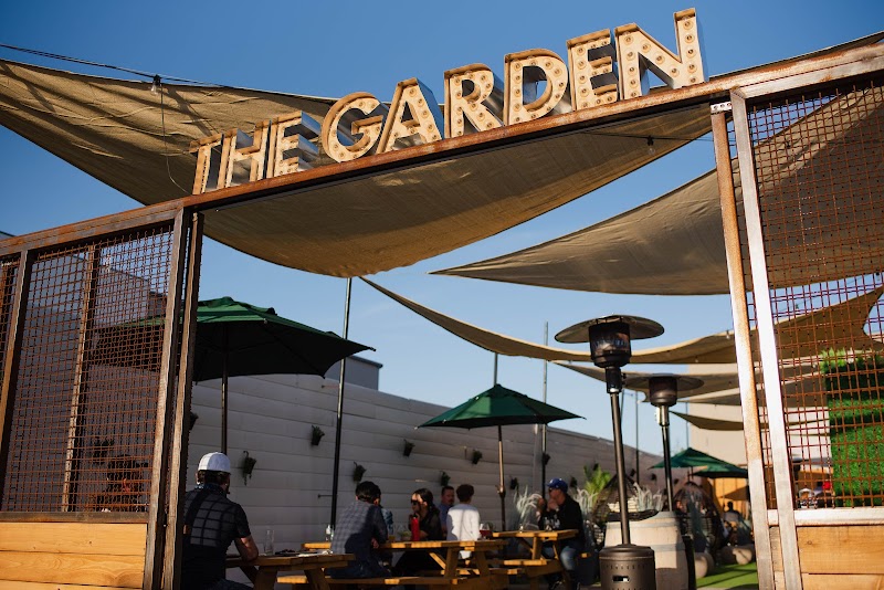 Hatchet Hound Axe Throwing cover image