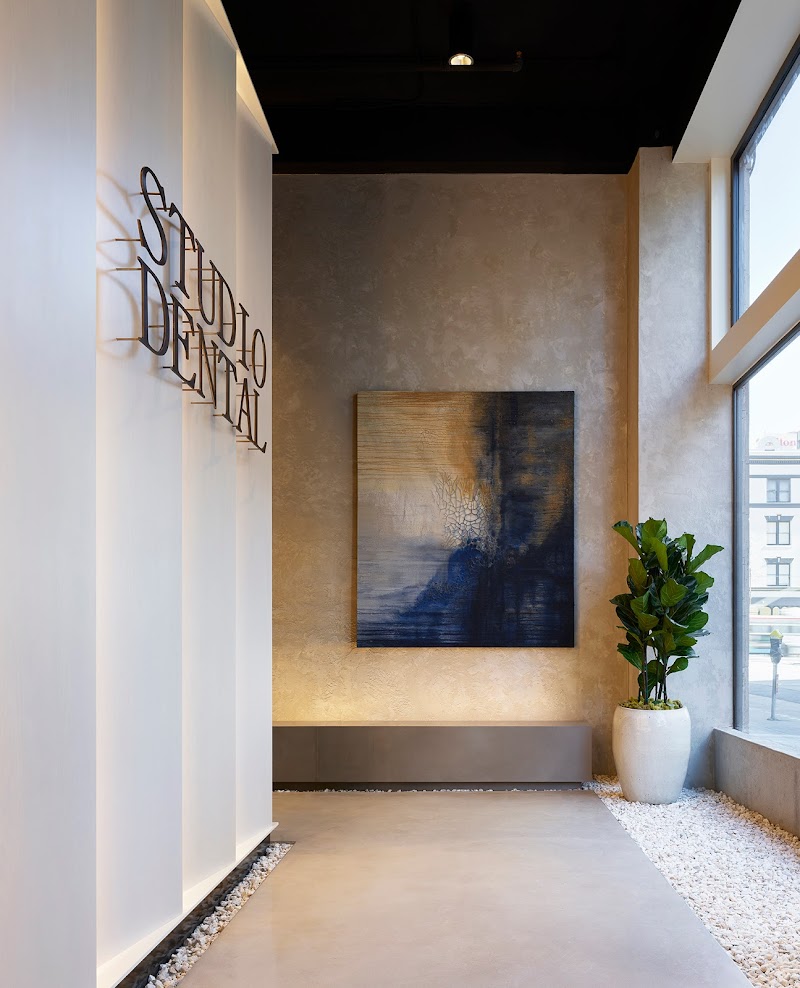 Studio Dental cover image