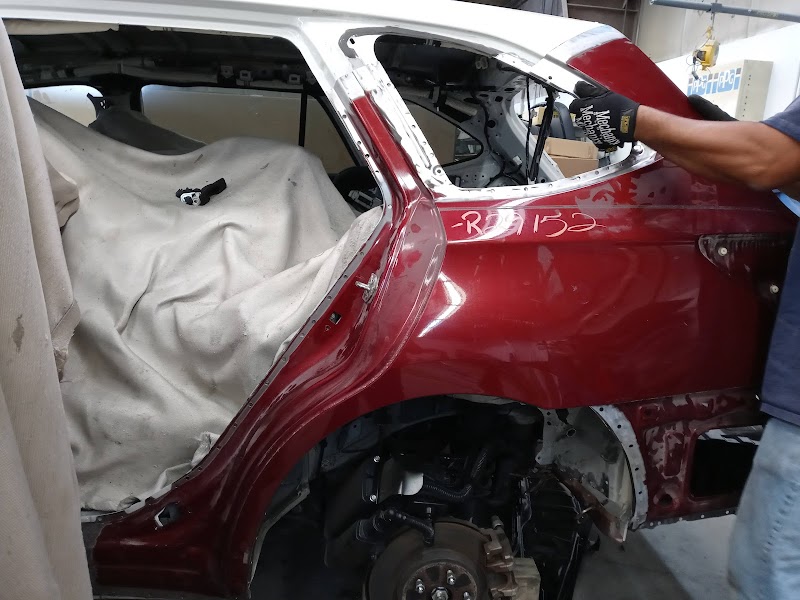 Bay Service & Collision Center cover image