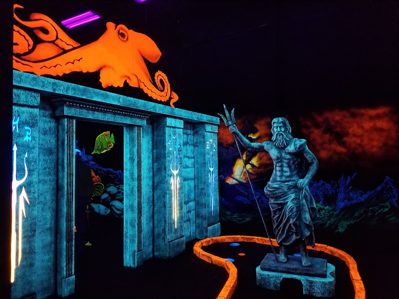 Sactown Family Fun Mini Golf And Arcade cover image