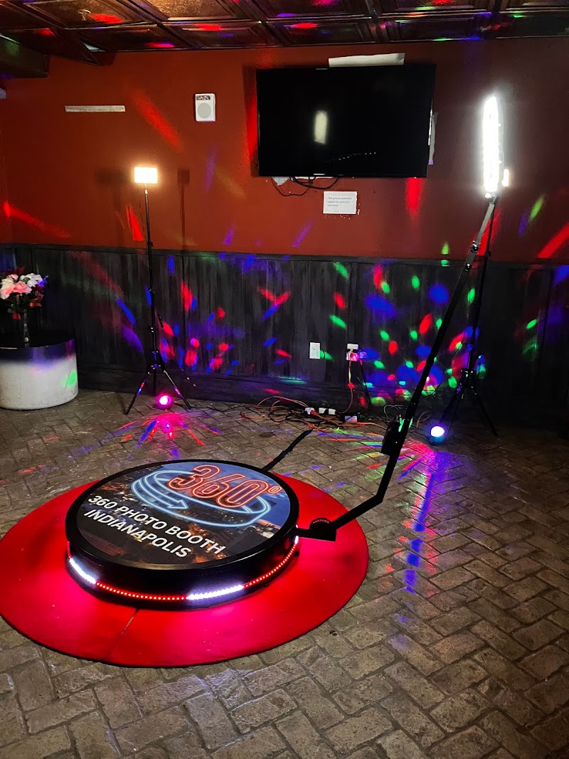 360 Photo Booth Indianapolis cover image