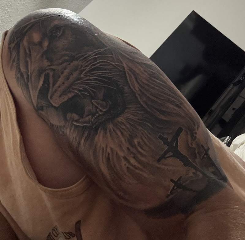 Stay True Tattoo & Body Piercing Studio cover image