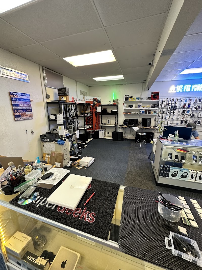 SuperGeeks cover image