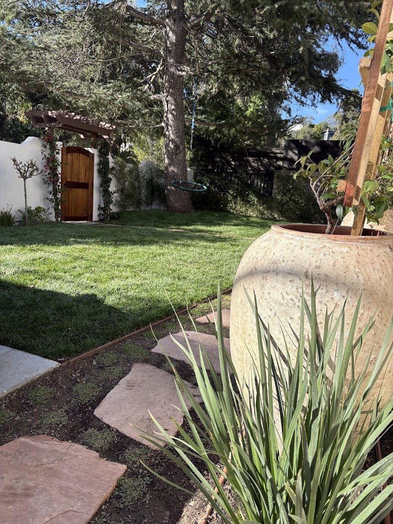 Ruelas Landscaping Inc. cover image