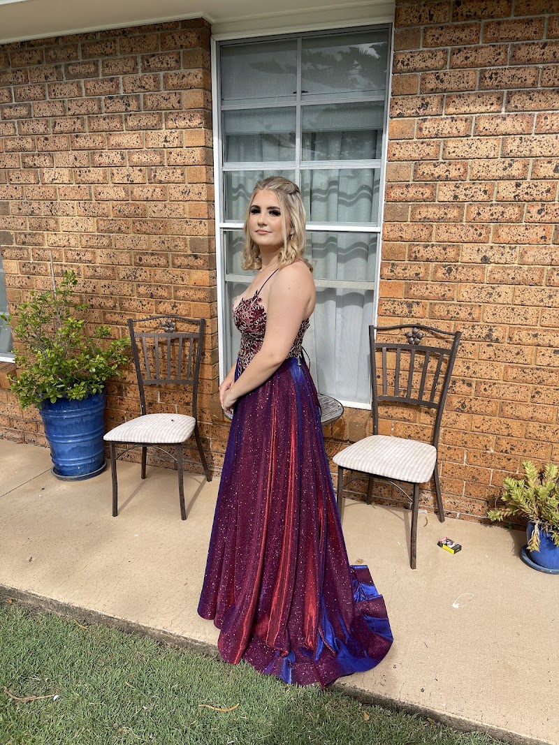 Harbour Town Clothing Alterations cover image