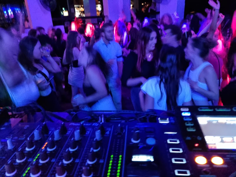 Party DJ Hire Melbourne cover image