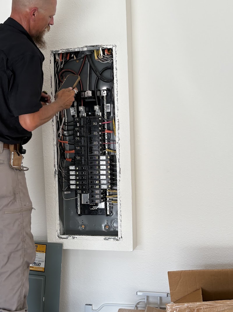 Hubbard Electrical Contracting, LLC cover image