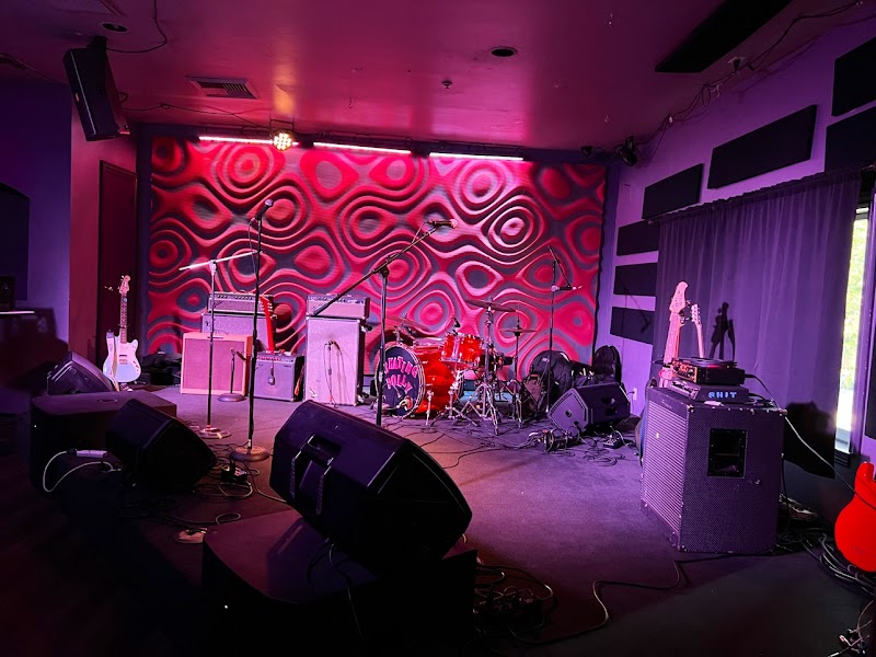 Harlow's cover image