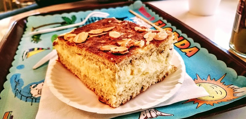 Cafe Mozart German Bakery cover image