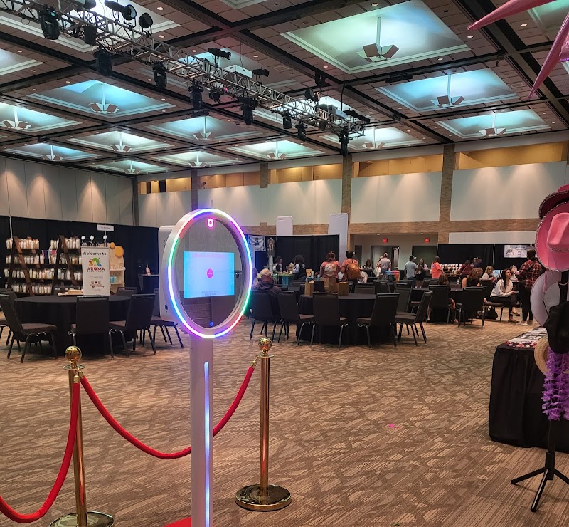 Ama2ing Photo Booth Rental cover image