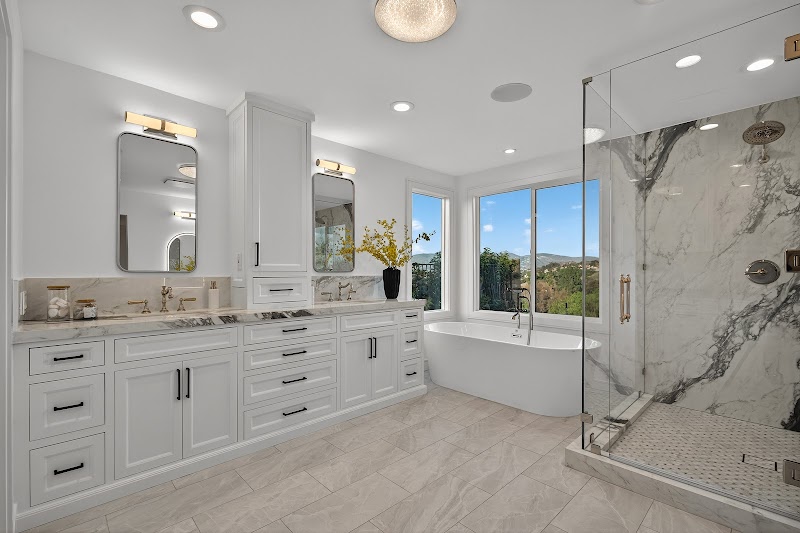 RE/MAX New Dimension, The Discover Group cover image