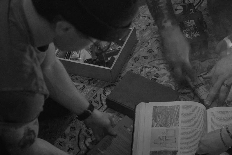 Leerie Studio cover image