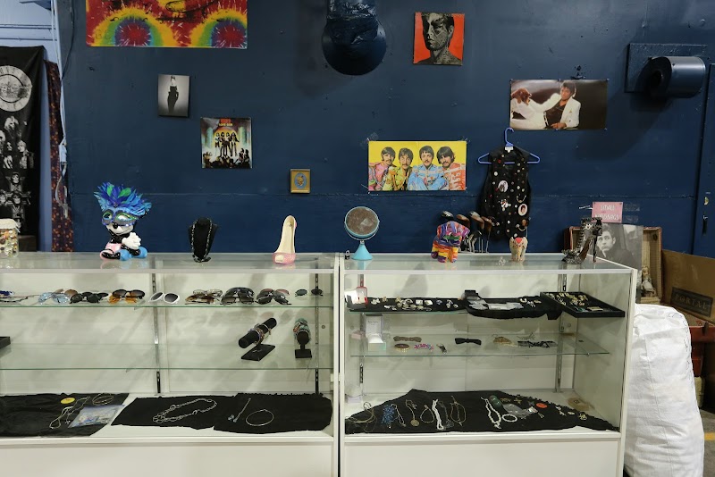 Atlanta Vintage Shop cover image