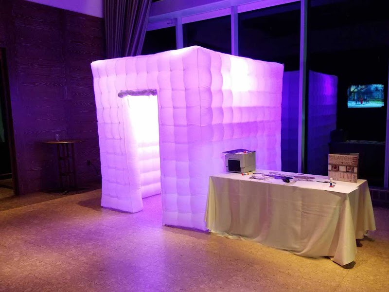 Photo Booth Rentals Philadelphia cover image