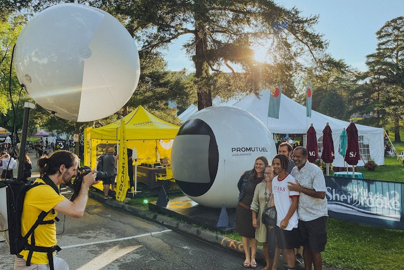 Sparrow photobooth cover image