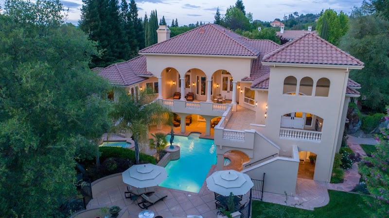 CB Photography & Videography cover image