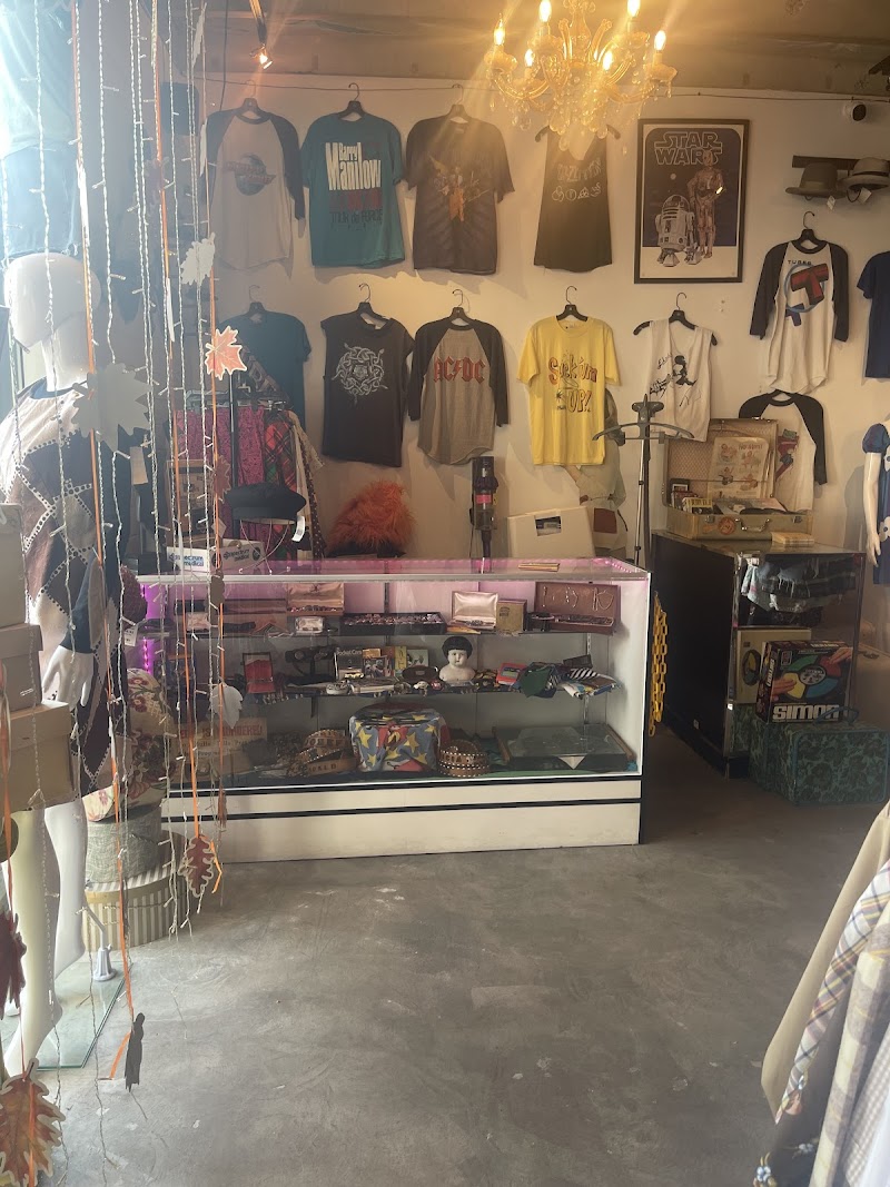 Antique Sugar Vintage Clothing cover image