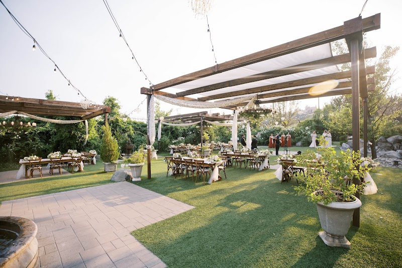 Las Cascadas Reno cover image