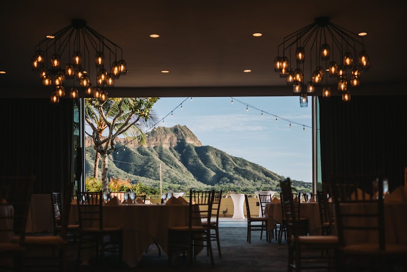 Leahi Room & Lanai by Deck. at Queen Kapiolani Hotel cover image