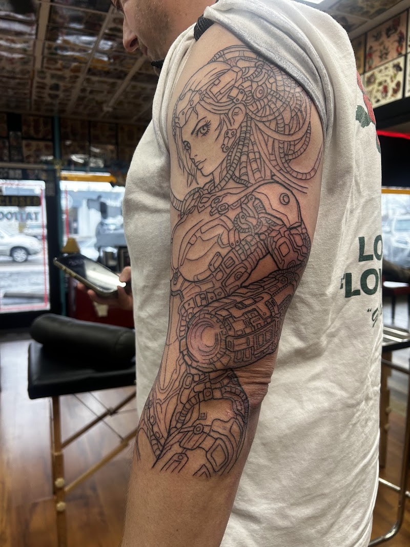 Walk-in tattoo cover image