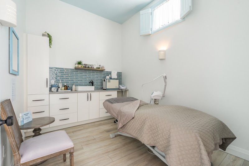 Anna Skin Care cover image