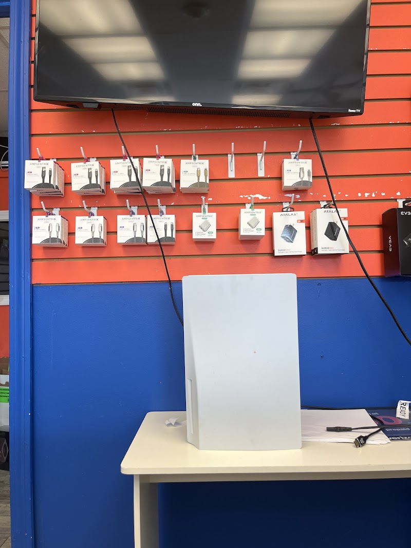 PC Tech - Computers & Phones Store cover image