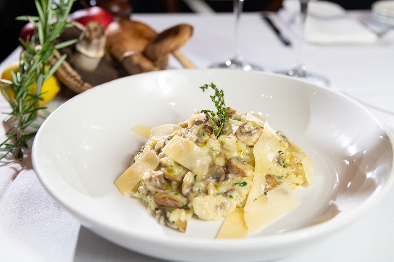 Meating Street Steak & Seafood cover image