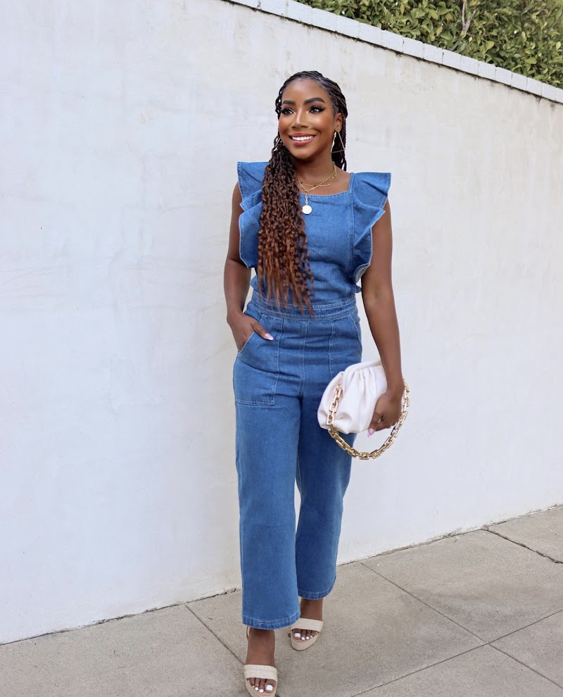 Jolie Beauty Bar cover image