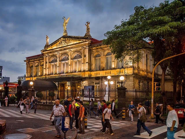 Foodie Tours Costa Rica cover
