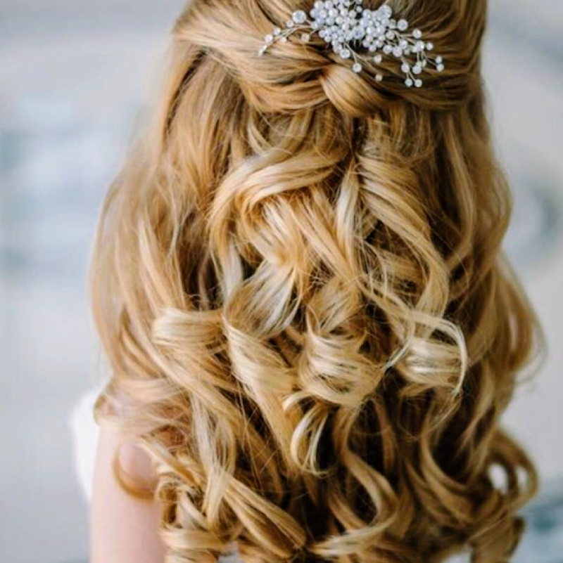 Humna Khalil – Windsor Makeup Artist cover image